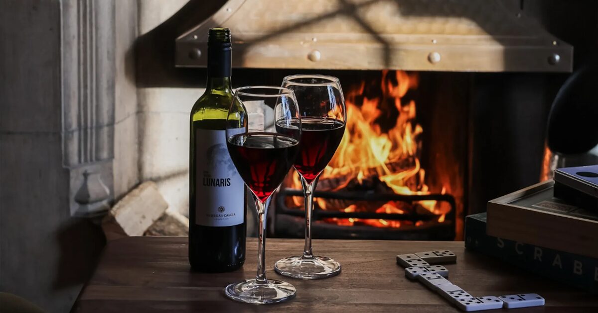 By the fire at Unicorns Head